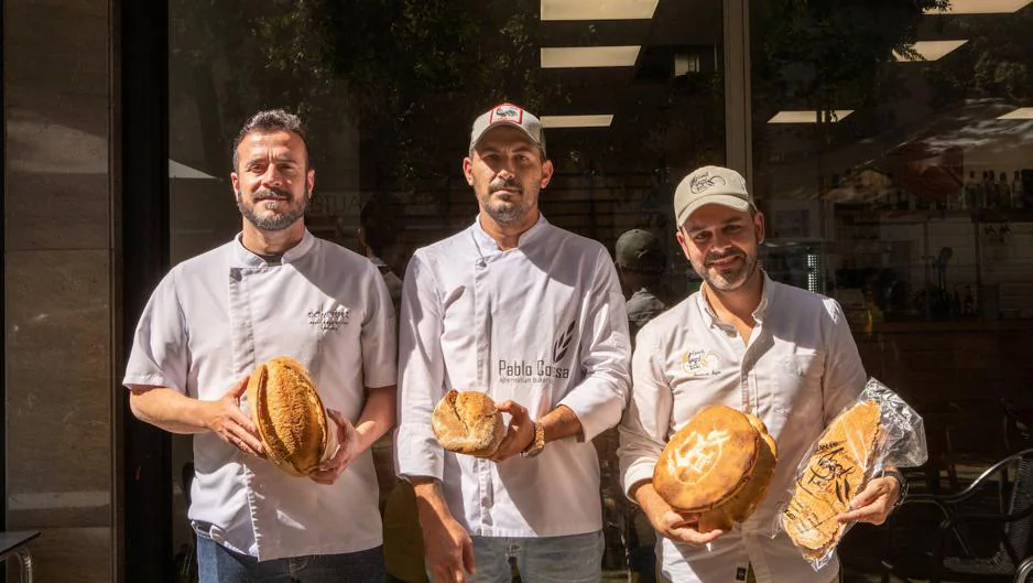 Domi Vélez, Pablo Conesa y Ángel Puchi: maestros del pan de pueblo